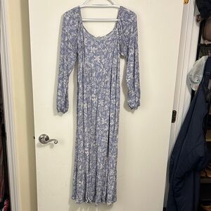 Carly Jean Los Angeles Lavender Floral Long Sleeve Dress